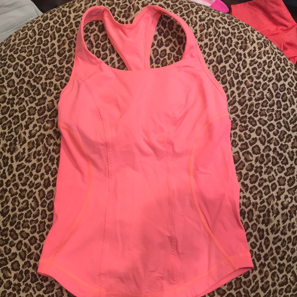 Lululemon racer back tank size 4 with pocket coral